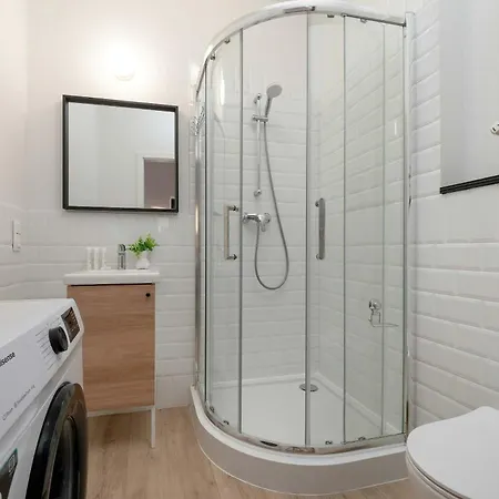 Cozy Legionow Near Centre By Renters * Lodz
