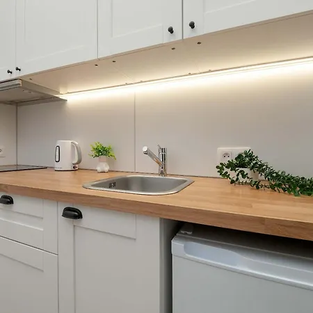 Cozy Legionow Near Centre By Renters Apartment *